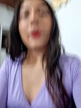 Snapshot of chloebrownn03 chatting on October 29, 3:53 am chloebrownn03 online show from October 29, 3:53 am