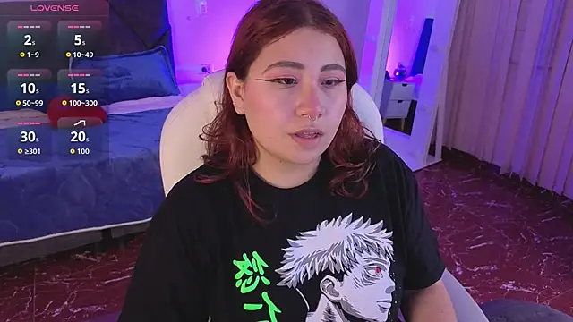 littlee red online show from March 12, 8:59 pm