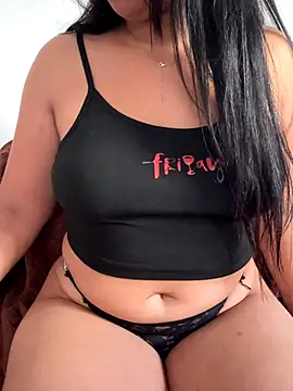 Snapshot of jouri__curvy chatting on November 24, 3:12 pm jouri curvy online show from November 24, 3:12 pm