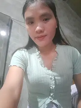 Snapshot of mira-show chatting on October 20, 12:44 am mira-show online show from October 20, 12:44 am