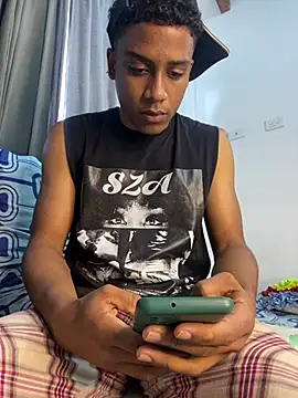 Snapshot of liam_Brooks9 chatting on February 7, 8:56 pm liam Brooks9 online show from February 7, 8:56 pm