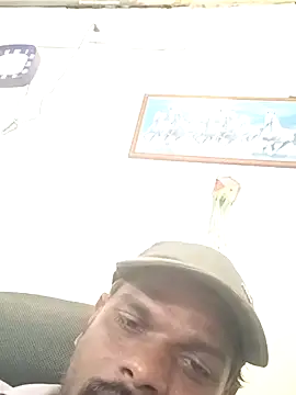 Snapshot of RNlov chatting on October 18, 8:04 am RNlov online show from October 18, 8:04 am
