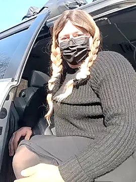 Snapshot of Ashley-Amber_Dragon chatting on December 22, 7:55 pm Ashley-Amber Dragon online show from December 22, 7:55 pm