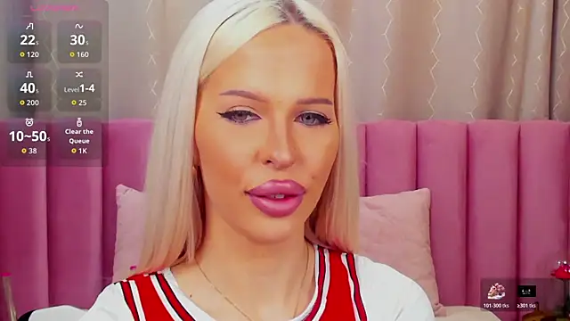 Snapshot of KailaCrystall chatting on November 11, 2:55 am KailaCrystall online show from November 11, 2:55 am