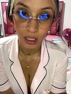 Snapshot of KIMBERLYPULIDO chatting on December 4, 4:22 am KIMBERLYPULIDO online show from December 4, 4:22 am