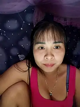 Snapshot of Squirrel-Pear chatting on October 27, 12:31 pm Squirrel-Pear online show from October 27, 12:31 pm