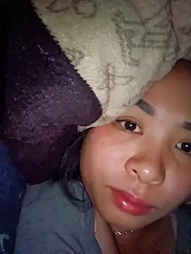 Snapshot of Squirrel-Pear chatting on November 3, 11:04 pm Squirrel-Pear online show from November 3, 11:04 pm