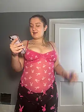 Kayliee420 online show from December 3, 6:50 pm