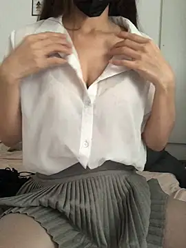 Kylie beem online show from August 4, 6:16 am