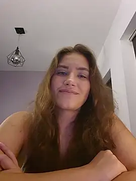 Snapshot of MiaRides19 chatting on December 5, 1:25 am MiaRides19 online show from December 5, 1:25 am