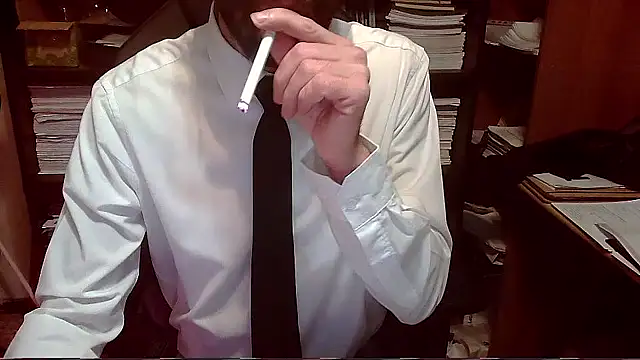 Snapshot of topg84 chatting on October 29, 5:25 pm topg84 online show from October 29, 5:25 pm