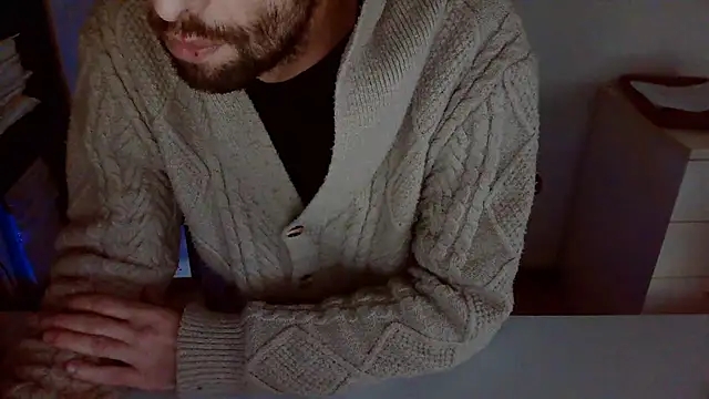 Snapshot of topg84 chatting on November 30, 2:54 pm topg84 online show from November 30, 2:54 pm