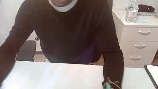 Snapshot of topg84 chatting on December 20, 5:53 pm topg84 online show from December 20, 5:53 pm