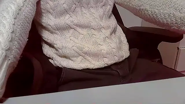 Snapshot of topg84 chatting on January 6, 5:38 pm topg84 online show from January 6, 5:38 pm