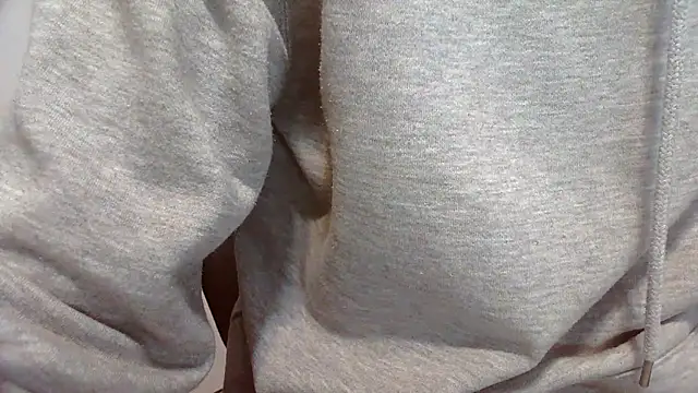 Snapshot of topg84 chatting on February 3, 7:08 pm topg84 online show from February 3, 7:08 pm