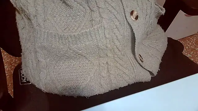 Snapshot of topg84 chatting on February 23, 5:43 pm topg84 online show from February 23, 5:43 pm