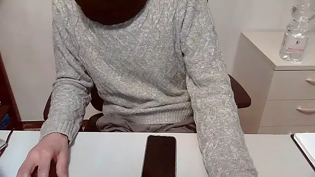 Snapshot of topg84 chatting on March 11, 6:47 pm topg84 online show from March 11, 6:47 pm