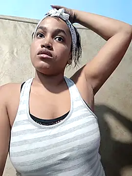 NahomiWalker  online show from November 7, 12:32 am