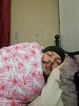 Snapshot of bbyxklaus chatting on October 25, 9:20 pm bbyxklaus online show from October 25, 9:20 pm