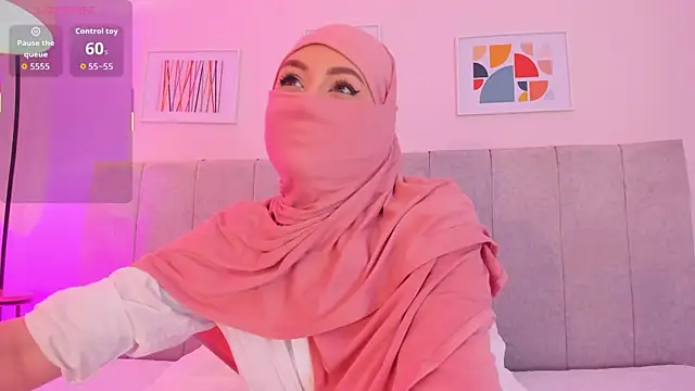 fatiima  online show from November 21, 7:01 pm