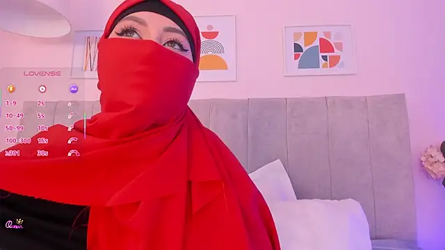 Snapshot of fatiima_ chatting on May 7, 7:08 pm fatiima online show from May 7, 7:08 pm
