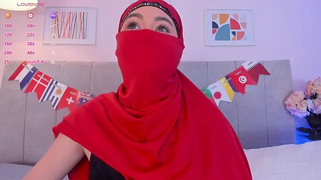 fatiima  online show from July 18, 7:28 pm