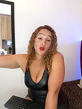 MilfTammyJones69 online show from October 21, 7:36 pm