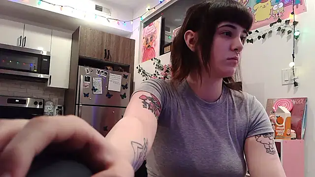 Trickylucy555 online show from January 14, 8:09 am