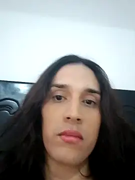 Snapshot of Damianpq chatting on November 4, 5:23 pm Damianpq online show from November 4, 5:23 pm