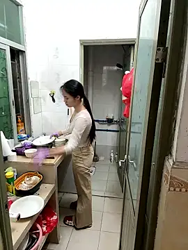 aaaaawhate online show from January 11, 11:04 am