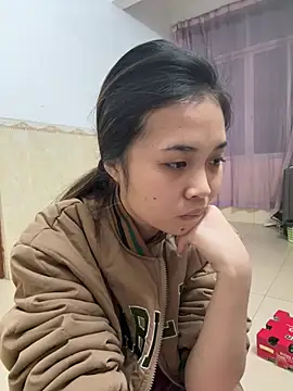 aaaaawhate online show from January 15, 11:37 am