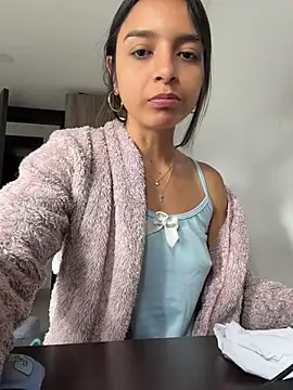 Snapshot of violeta365 chatting on July 27, 2:13 pm violeta365 online show from July 27, 2:13 pm