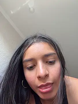 Snapshot of violeta365 chatting on July 28, 6:20 pm violeta365 online show from July 28, 6:20 pm