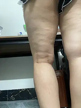 HinayLa online show from June 15, 2:36 am