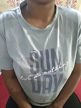 Snapshot of hot_richa chatting on December 19, 6:09 am hot richa online show from December 19, 6:09 am