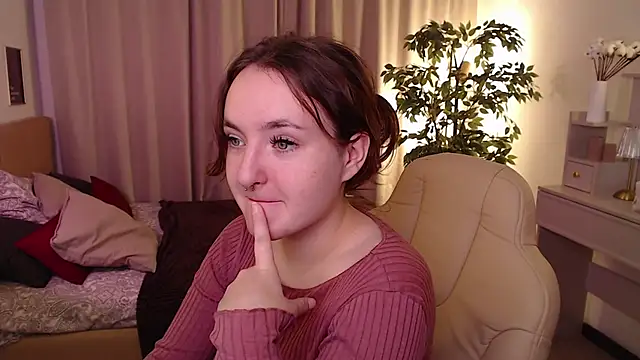 Kris Loken online show from November 26, 7:31 am