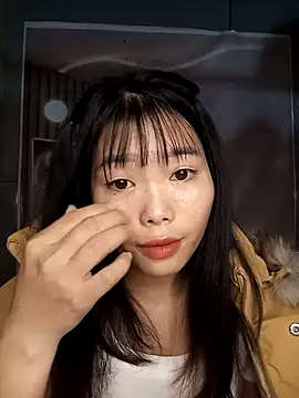 Snapshot of Fish_yellow chatting on November 3, 7:04 pm Fish yellow online show from November 3, 7:04 pm