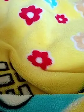 SandyAmr online show from February 25, 7:40 am