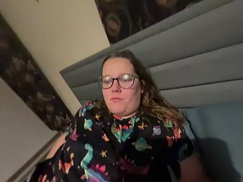 Scarletcum22 online show from December 17, 7:47 am