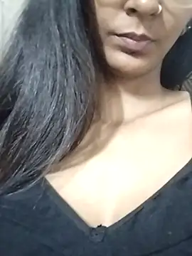 Snapshot of Aaliya_BigBoobs_1 chatting on December 2, 9:14 am Aaliya BigBoobs 1 online show from December 2, 9:14 am