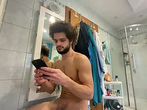 youngboyformommy24 online show from February 28, 1:45 pm