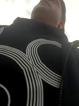 Imyourguy2025 online show from November 6, 3:13 pm