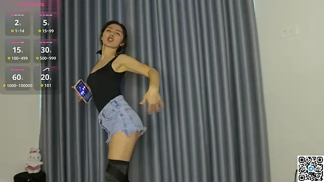 Snapshot of Sinoby_Osino chatting on October 24, 12:19 am Sinoby Osino online show from October 24, 12:19 am