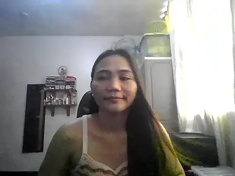 Snapshot of Sexytummy26 chatting on November 14, 2:43 am Sexytummy26 online show from November 14, 2:43 am