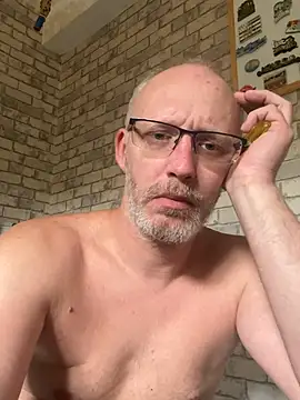 Cedric7653 online show from July 5, 7:37 am