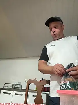 Snapshot of wellingtonmds chatting on November 24, 12:21 am wellingtonmds online show from November 24, 12:21 am