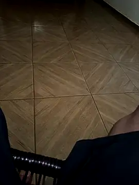 Snapshot of wellingtonmds chatting on December 1, 12:15 am wellingtonmds online show from December 1, 12:15 am