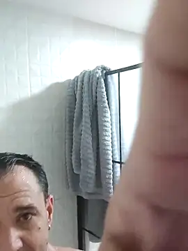 Snapshot of MachosBB_sex chatting on November 25, 5:13 pm MachosBB sex online show from November 25, 5:13 pm