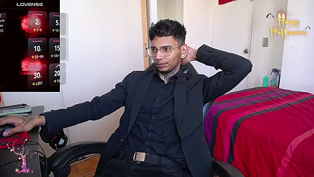 Snapshot of nathan_aress6666 chatting on November 1, 8:55 pm nathan aress6666 online show from November 1, 8:55 pm