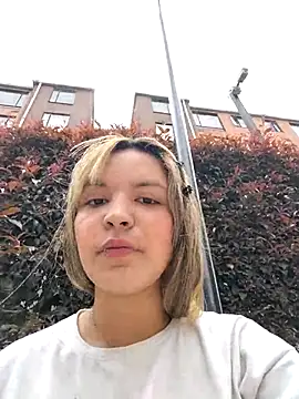 Snapshot of celeste_83 chatting on November 12, 3:23 pm celeste 83 online show from November 12, 3:23 pm